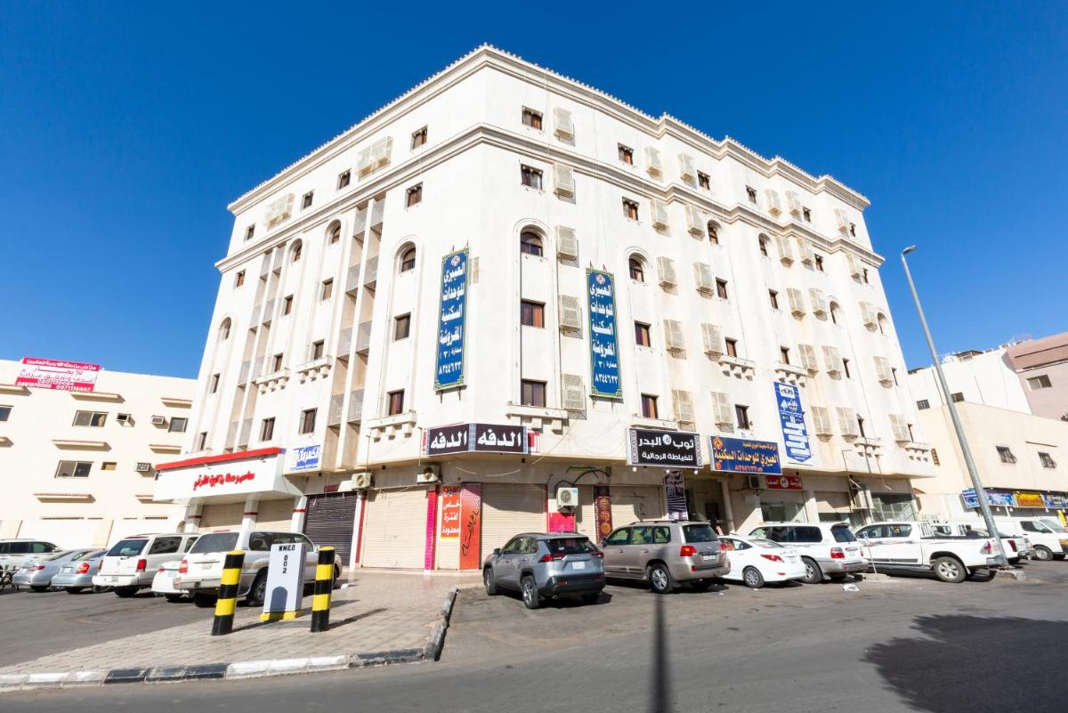 العييري للوحدات المفروشة المدينة 3 - Housity