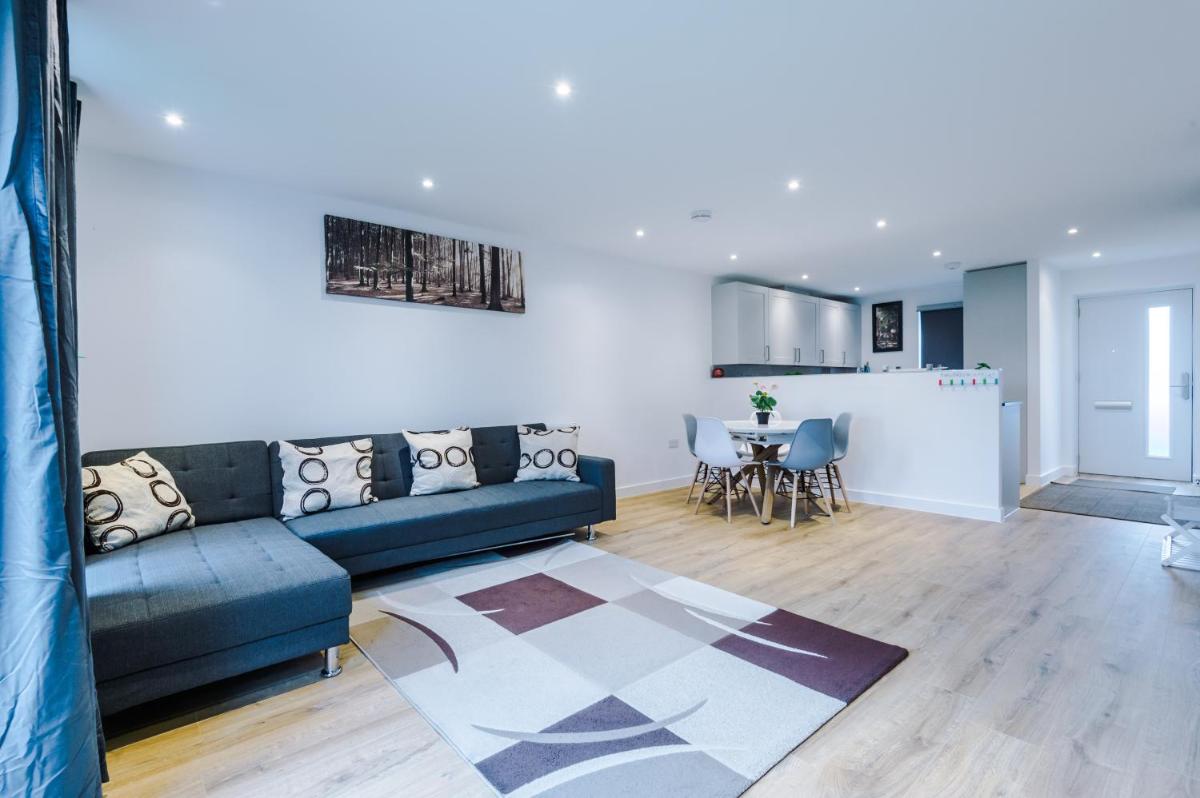 PIPI HOMES - Housity