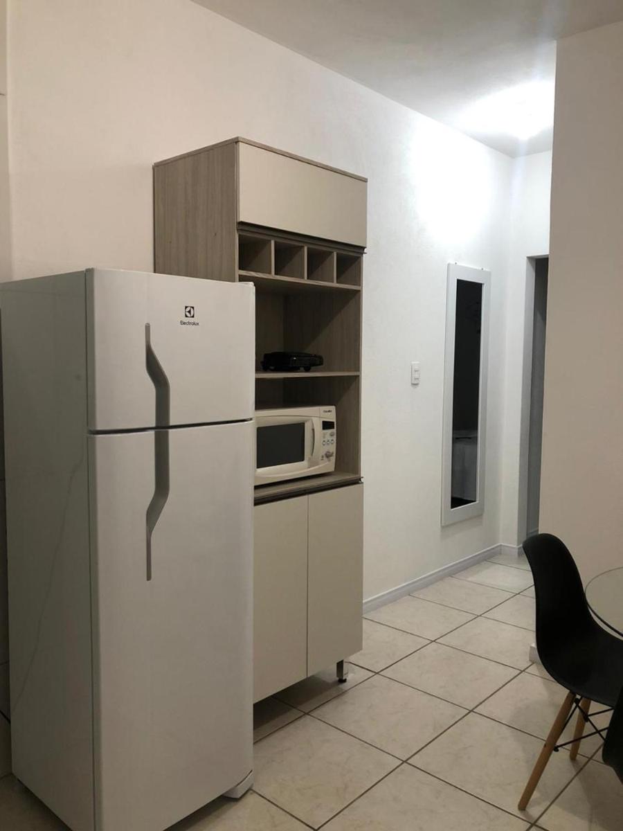Apto em Laguna a 10 min praia do Mar Grosso - 106 - Housity