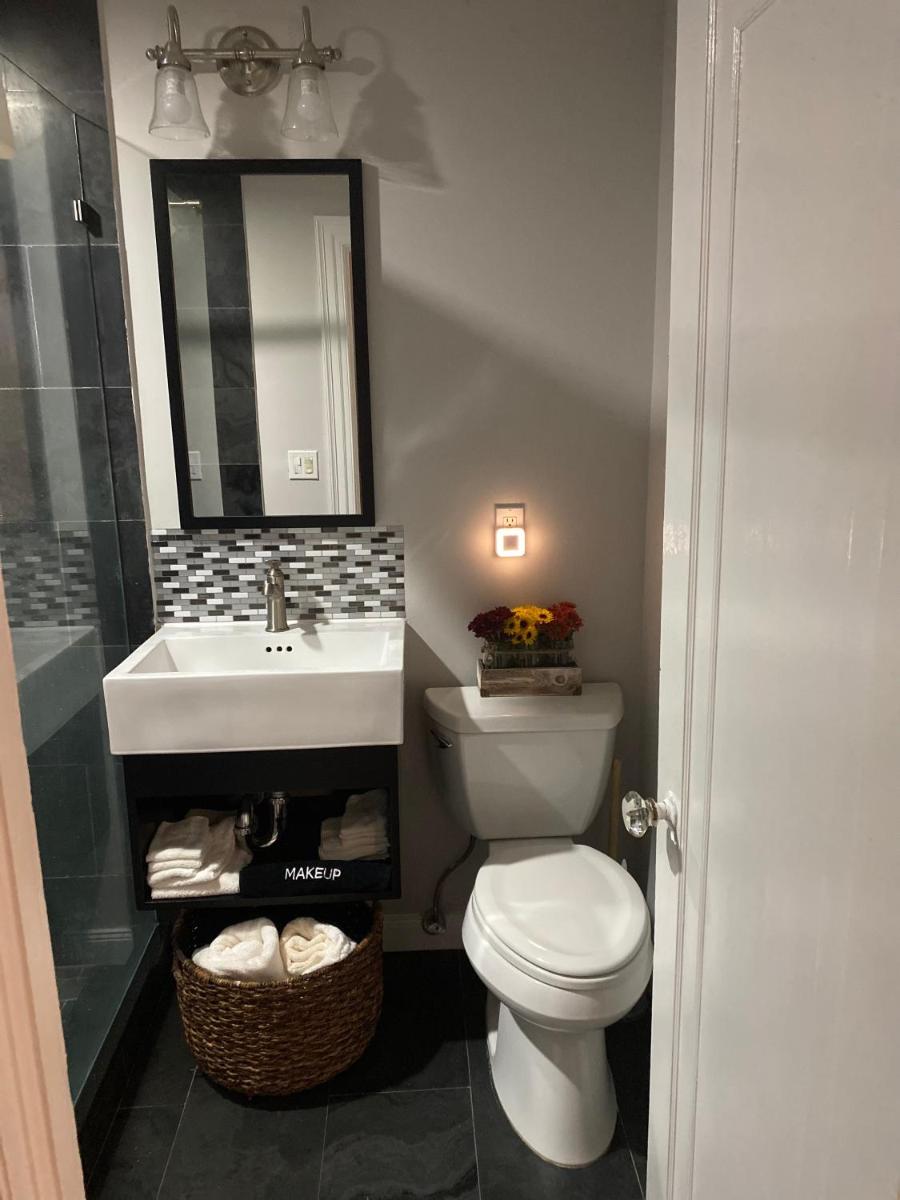 235 Sunrise Avenue - Housity