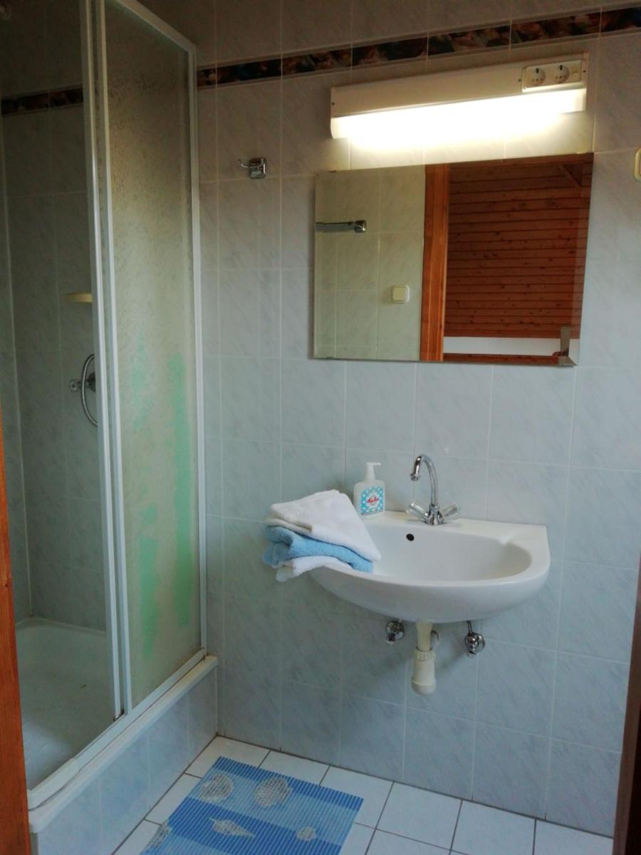 Villa Mediterrán - Housity