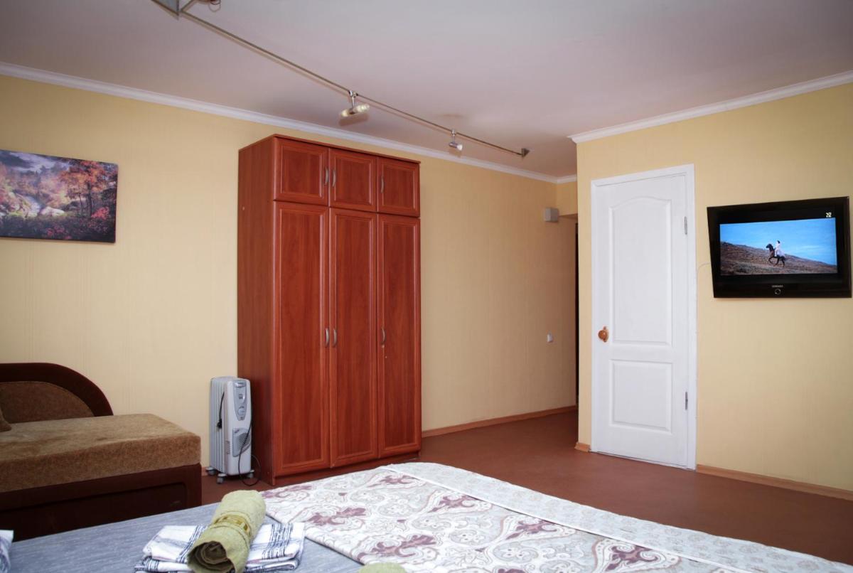 Suitetrails - Apartment na Kirova 94