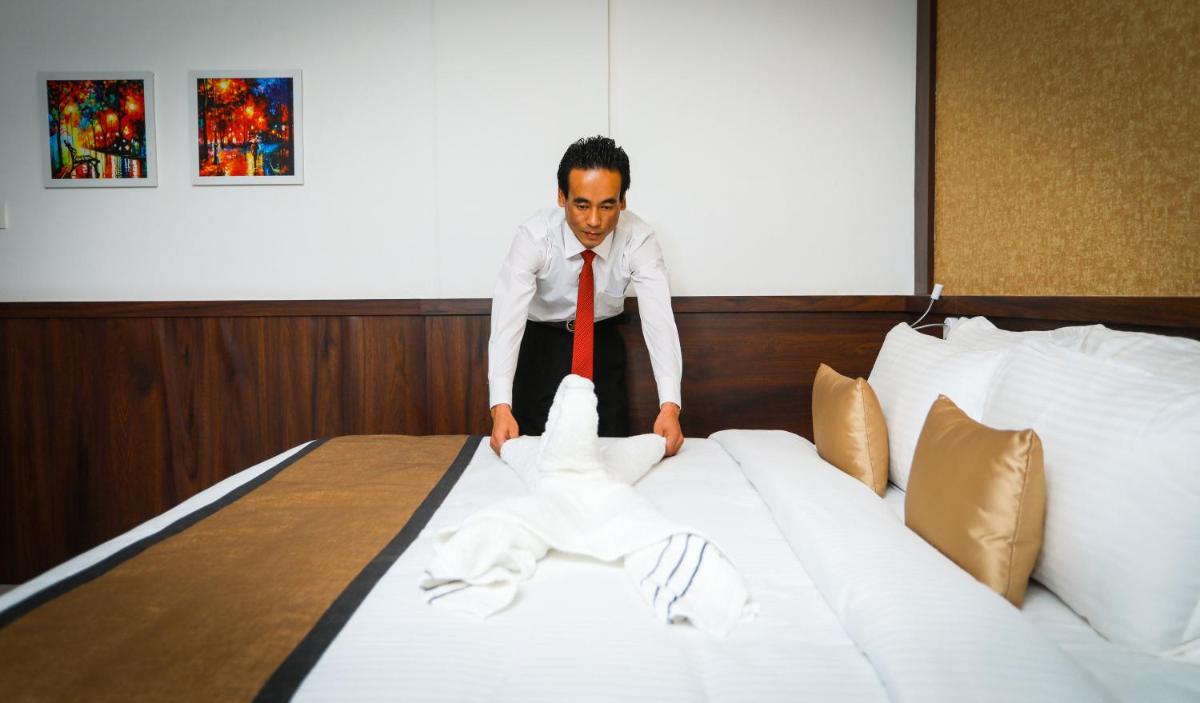 Hotel Emperor - Housity