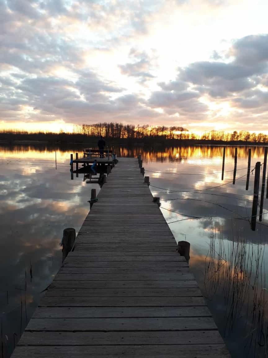 Plöni 12 Top FeWo mit eigenem Bootssteg am Plöner See - Housity