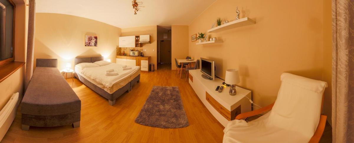 Apartmány Fatrapark 1 s WELLNESSOM Hrabovská dolina - Housity