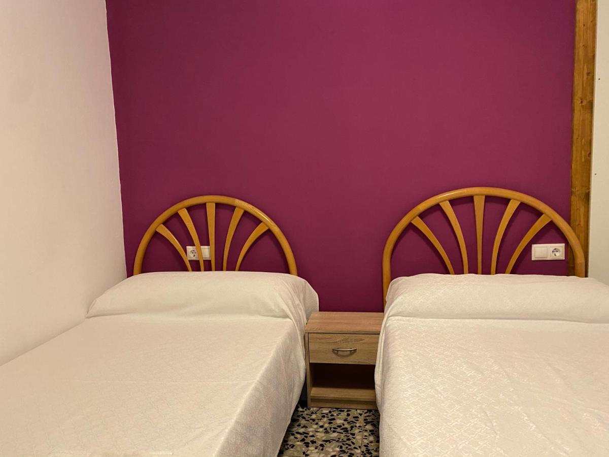 Hostal Grimaldos - Housity