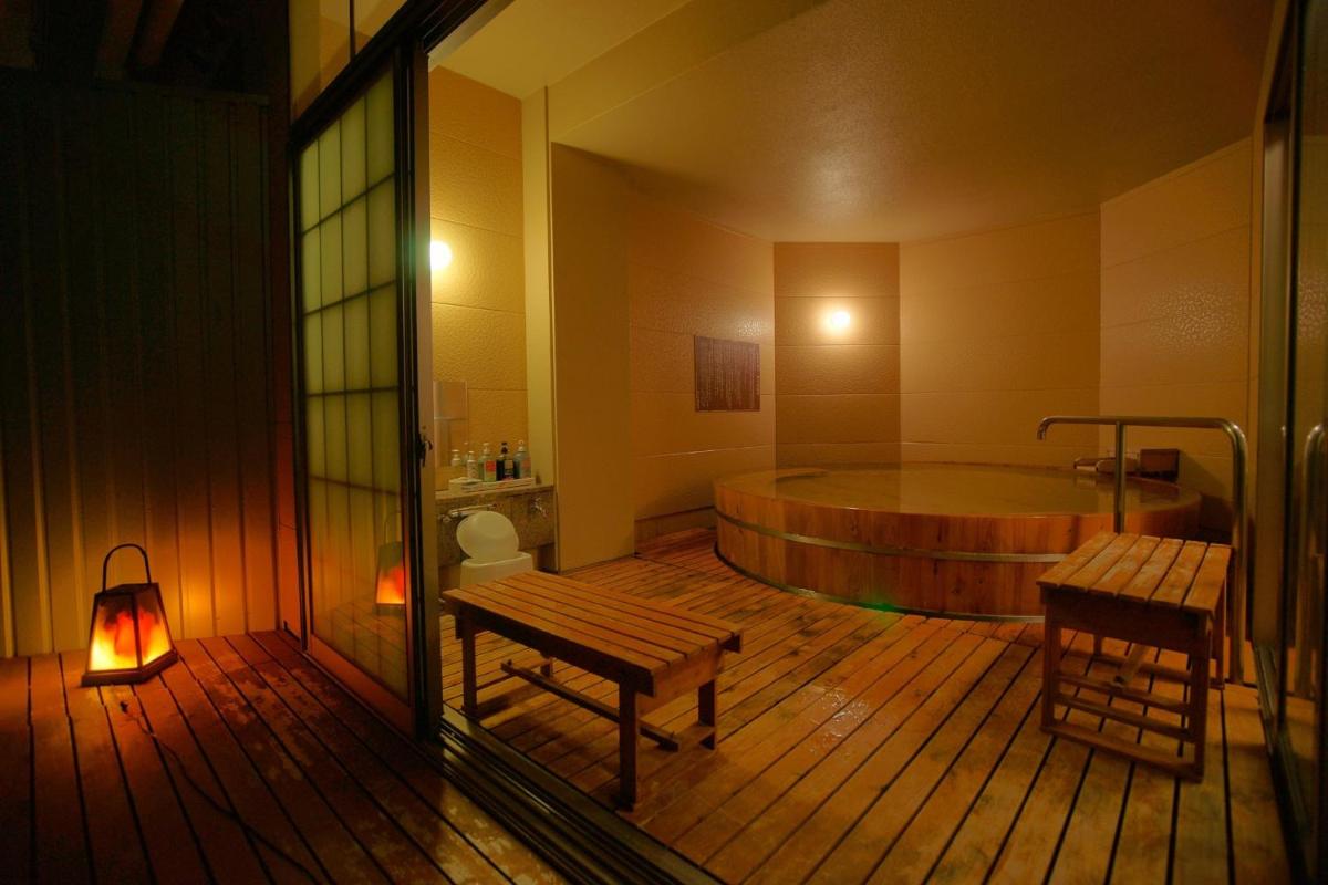 Hotel Kaminoyu Onsen - Housity