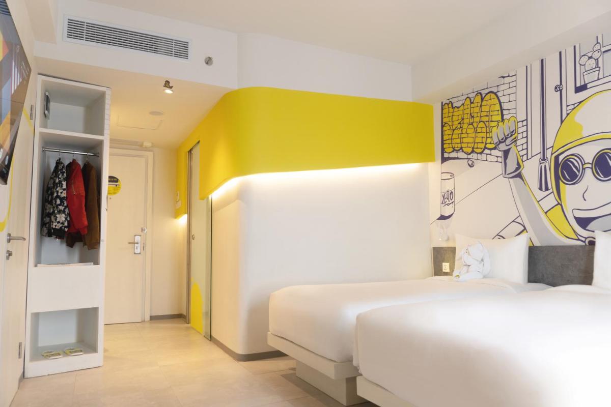 Yello Hotel Jambi - Housity