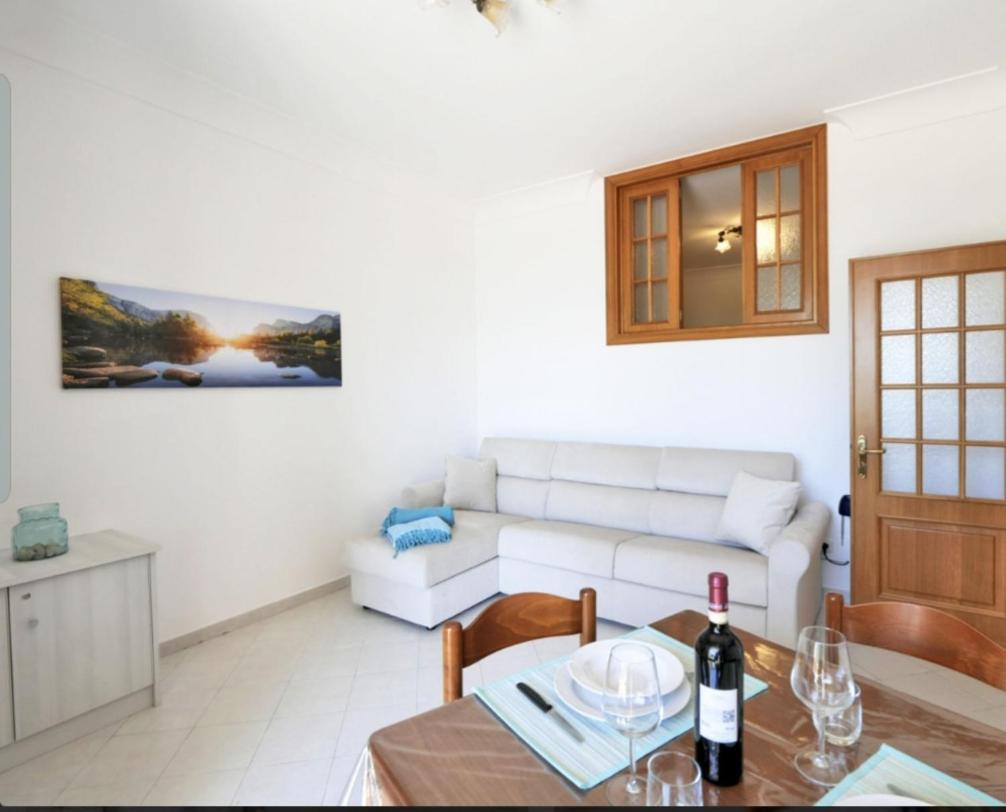 Rosemary Holiday House - Housity