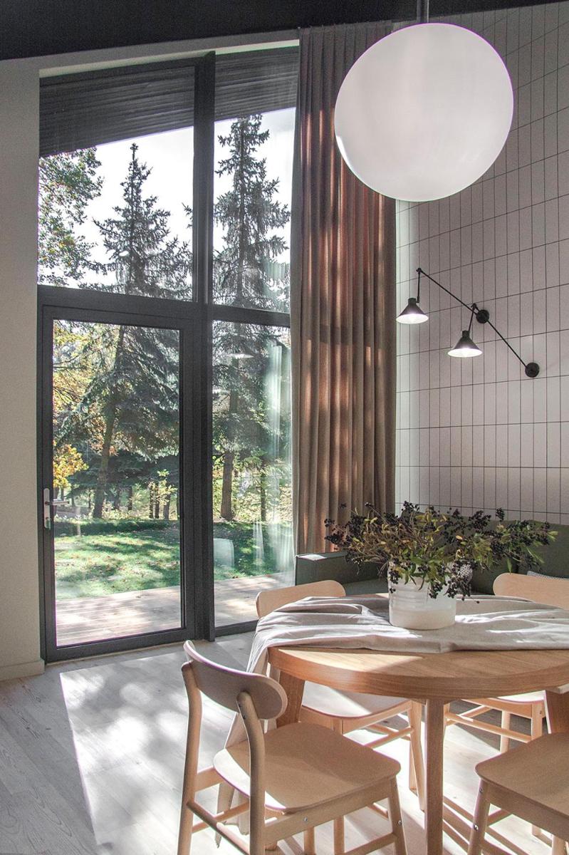 Domki MODERN Jezioro Nyskie - Housity