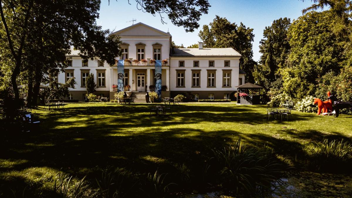 Dwór Podstolice - House of Rosenthal - Housity