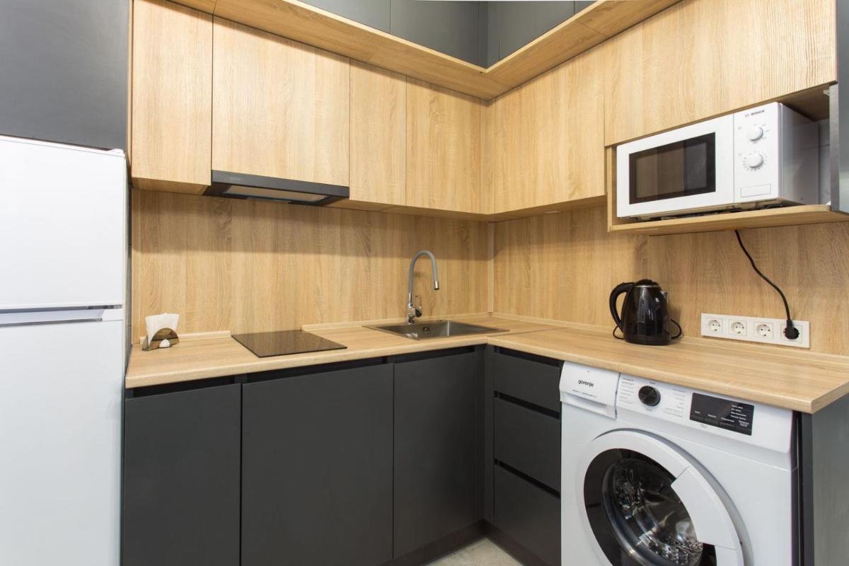 Apartment on 23 Serpnya - Housity