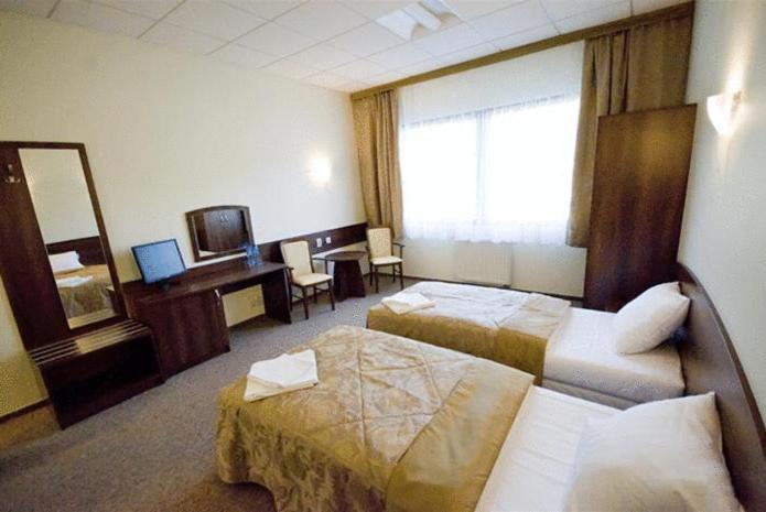 Hotel A4 MOP Kępnica - Housity