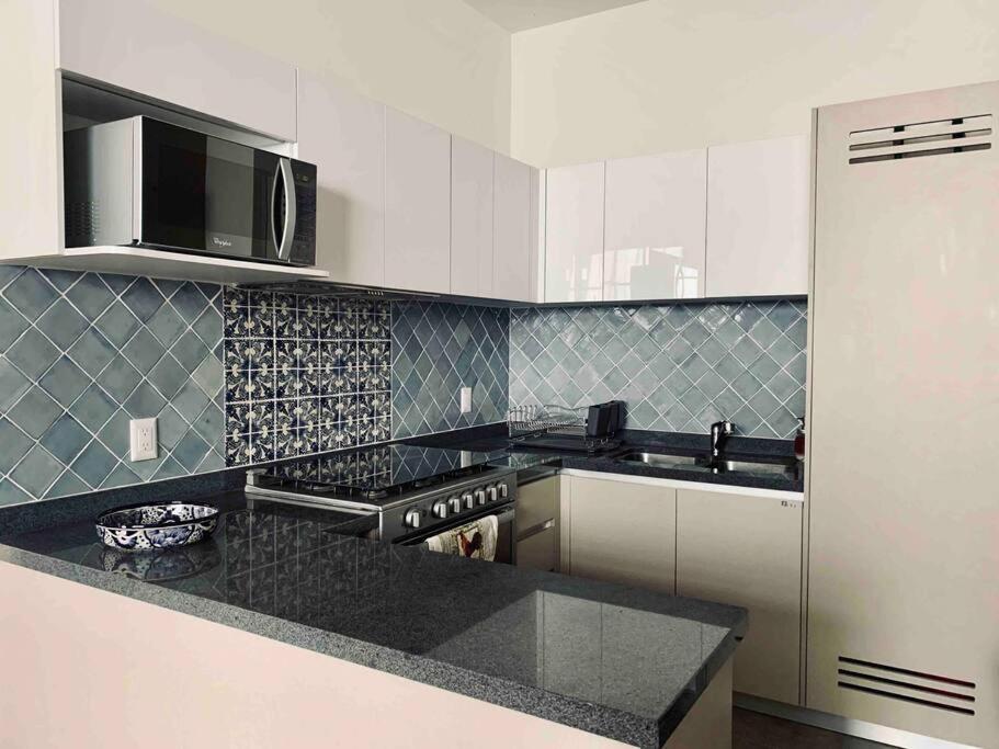 Suitetrails - A modern boho apartment in Queretaro