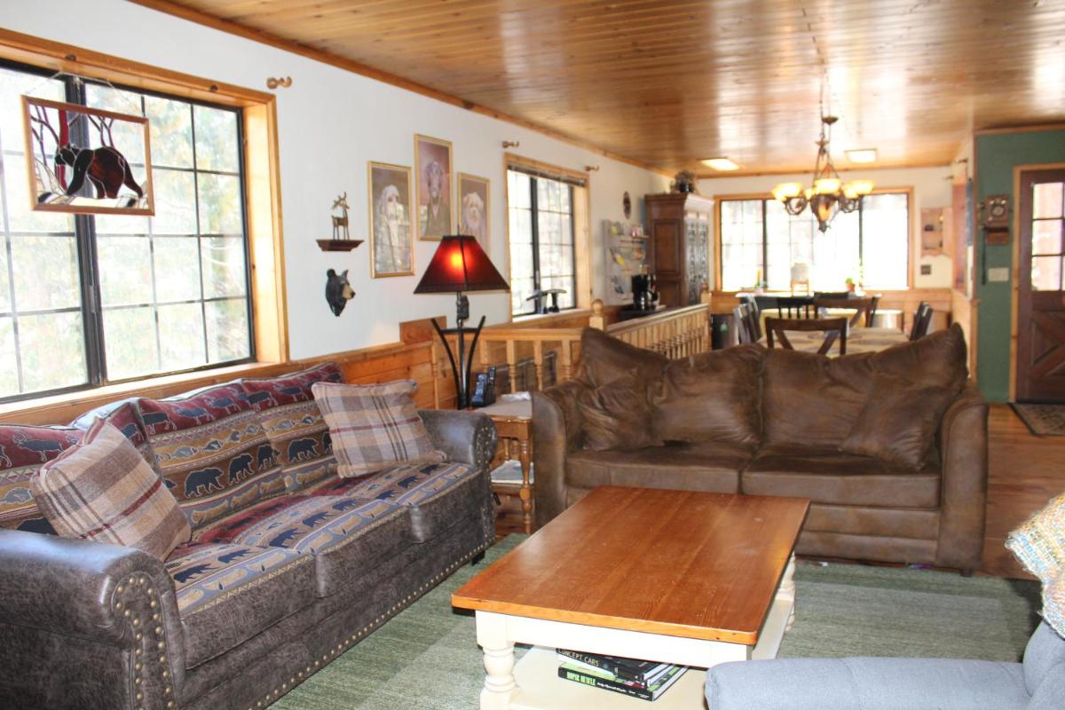 The Old Bear BnB - Housity