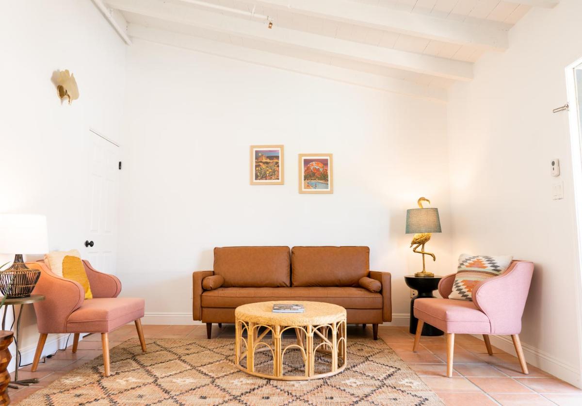 Fleur Noire Hotel - Housity