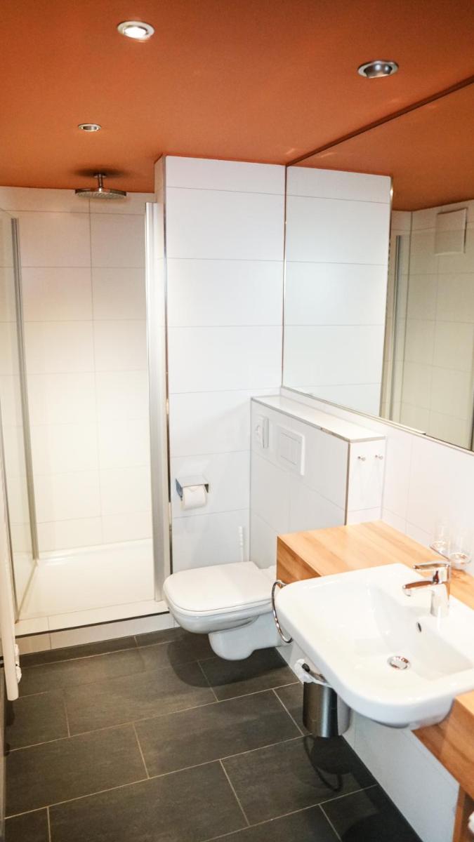 Neckarblick SELF Check IN Hotel - Housity