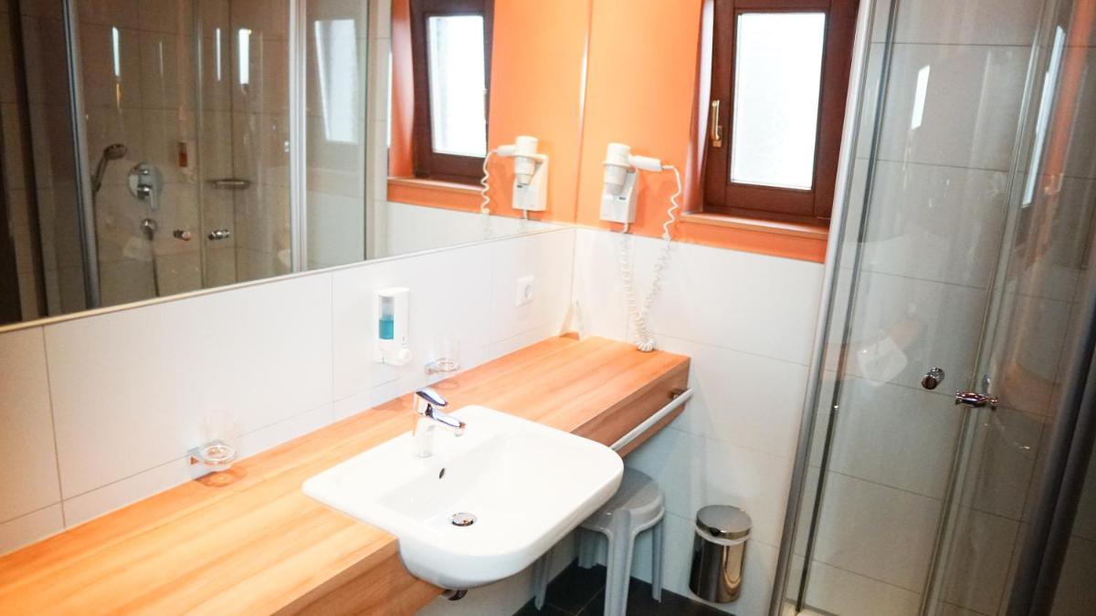 Neckarblick SELF Check IN Hotel - Housity
