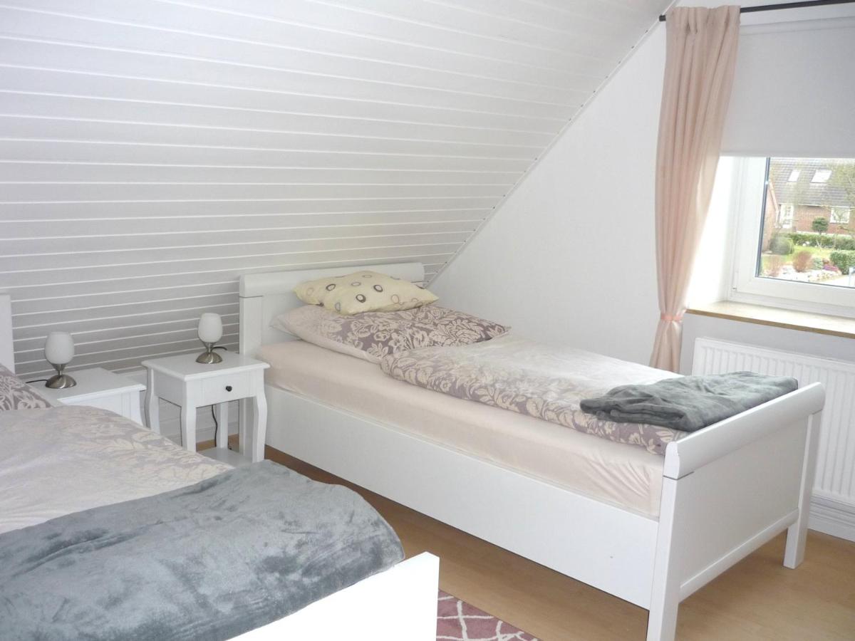 Ferienwohung Hanl - schöne FeWo mit 2 Schlafzimmern mit TV, Garten und großem Badezimmer - Housity