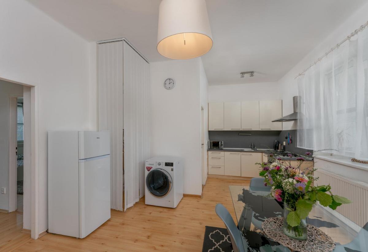 Apartmán s terasou - Housity
