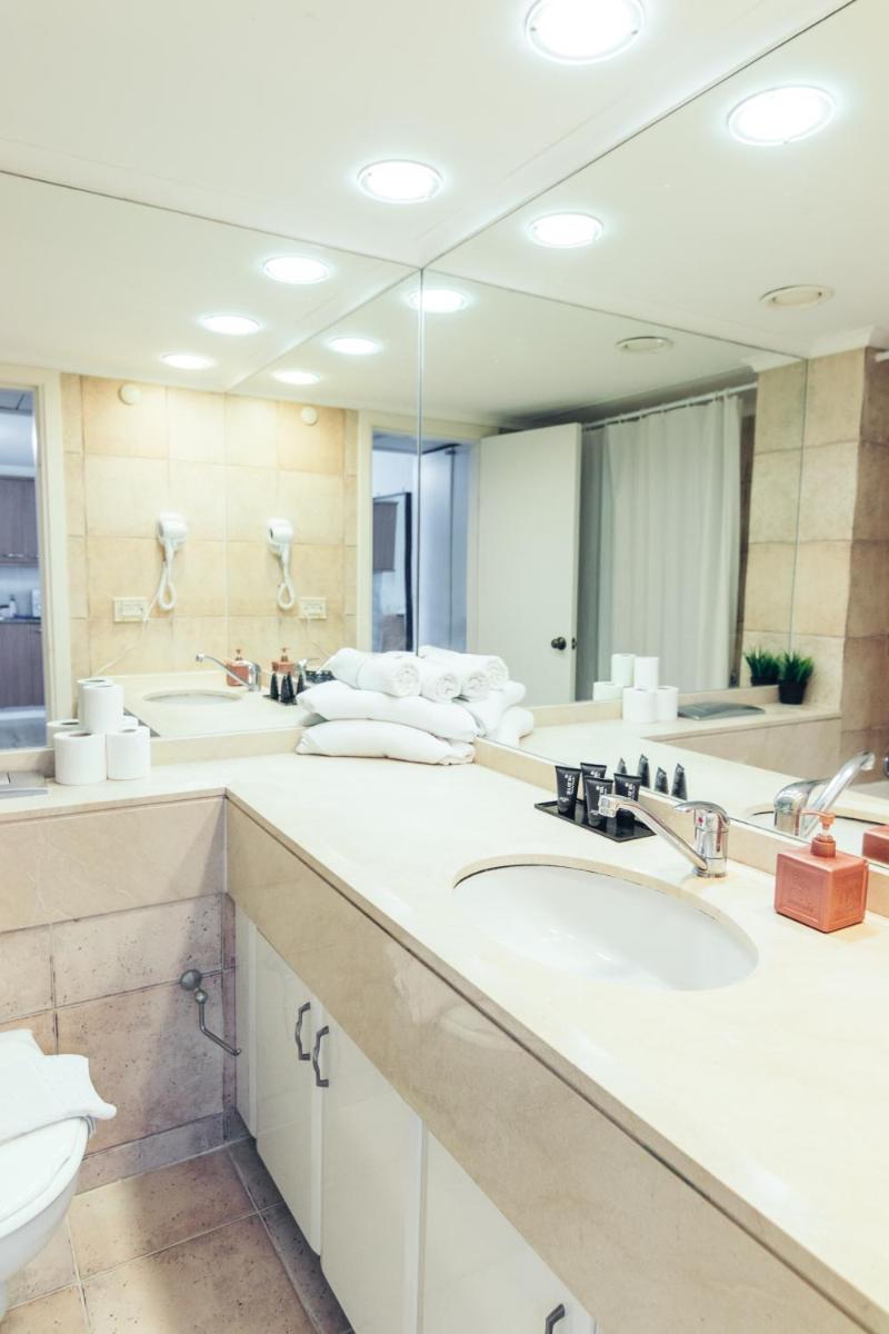 Almog Beach Apartments מגדלי חוף הכרמל חיפה - Housity