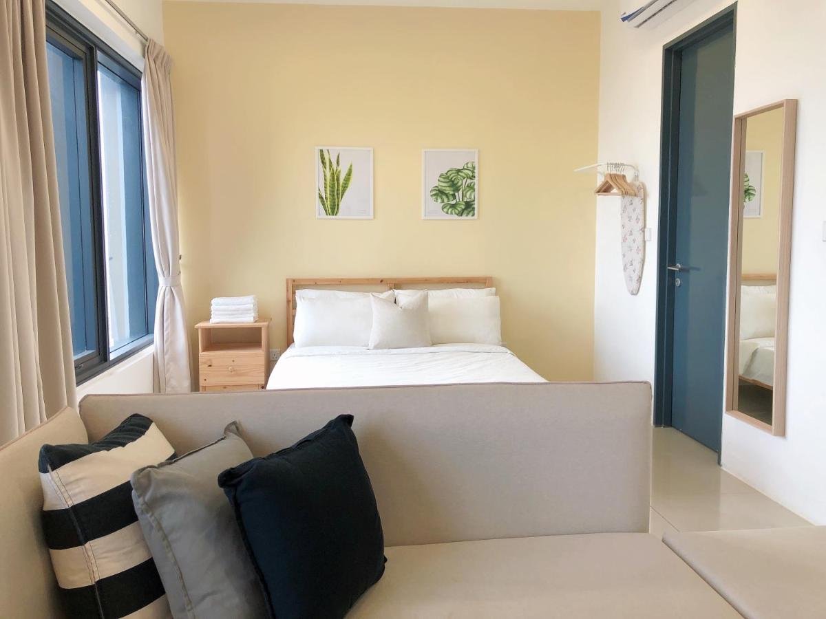 Suitetrails - Tropicana 218 Macalister Netflix Seaview