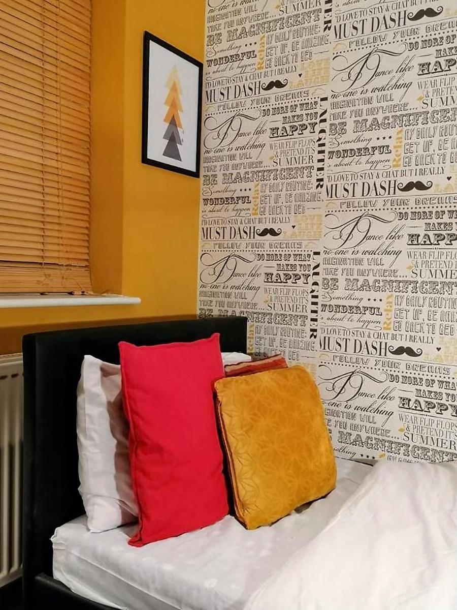 DaFolSuite Luxury Stay - Free WiFi with Netflix Entertainment - Housity