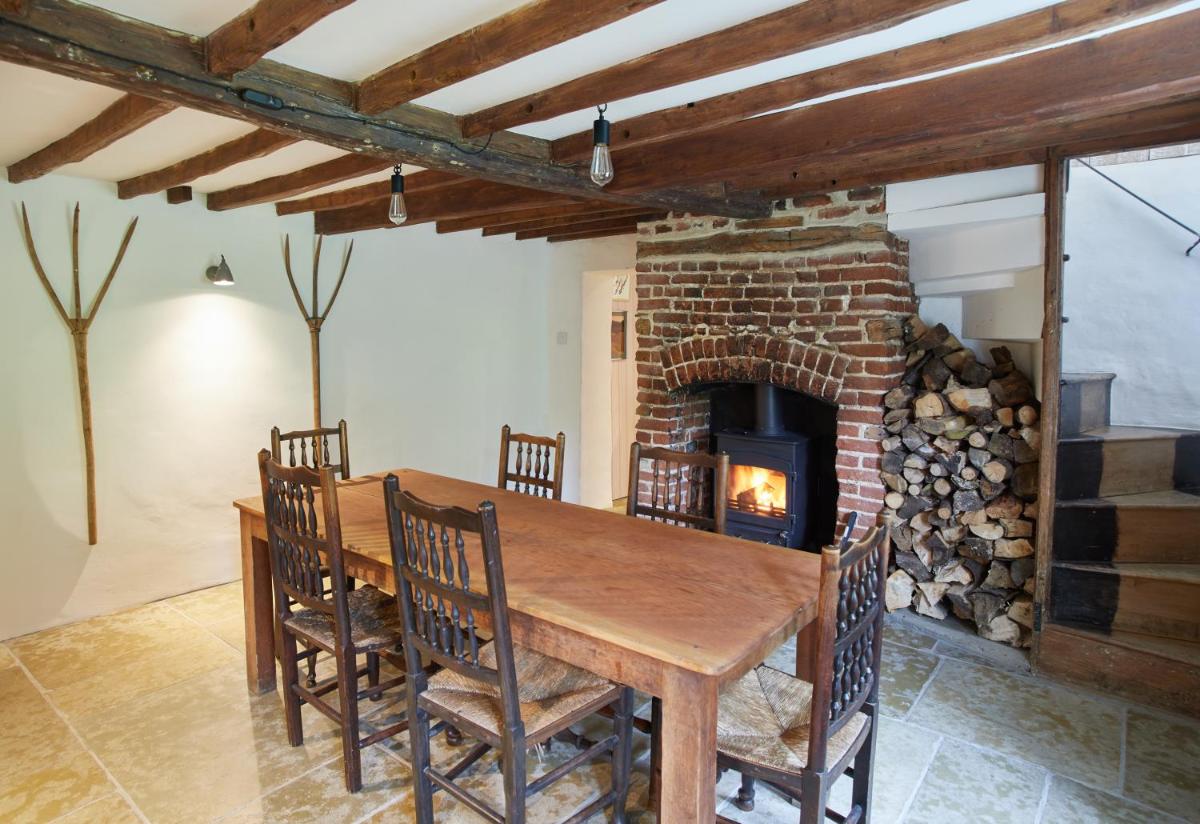 Rock Cottage - Housity
