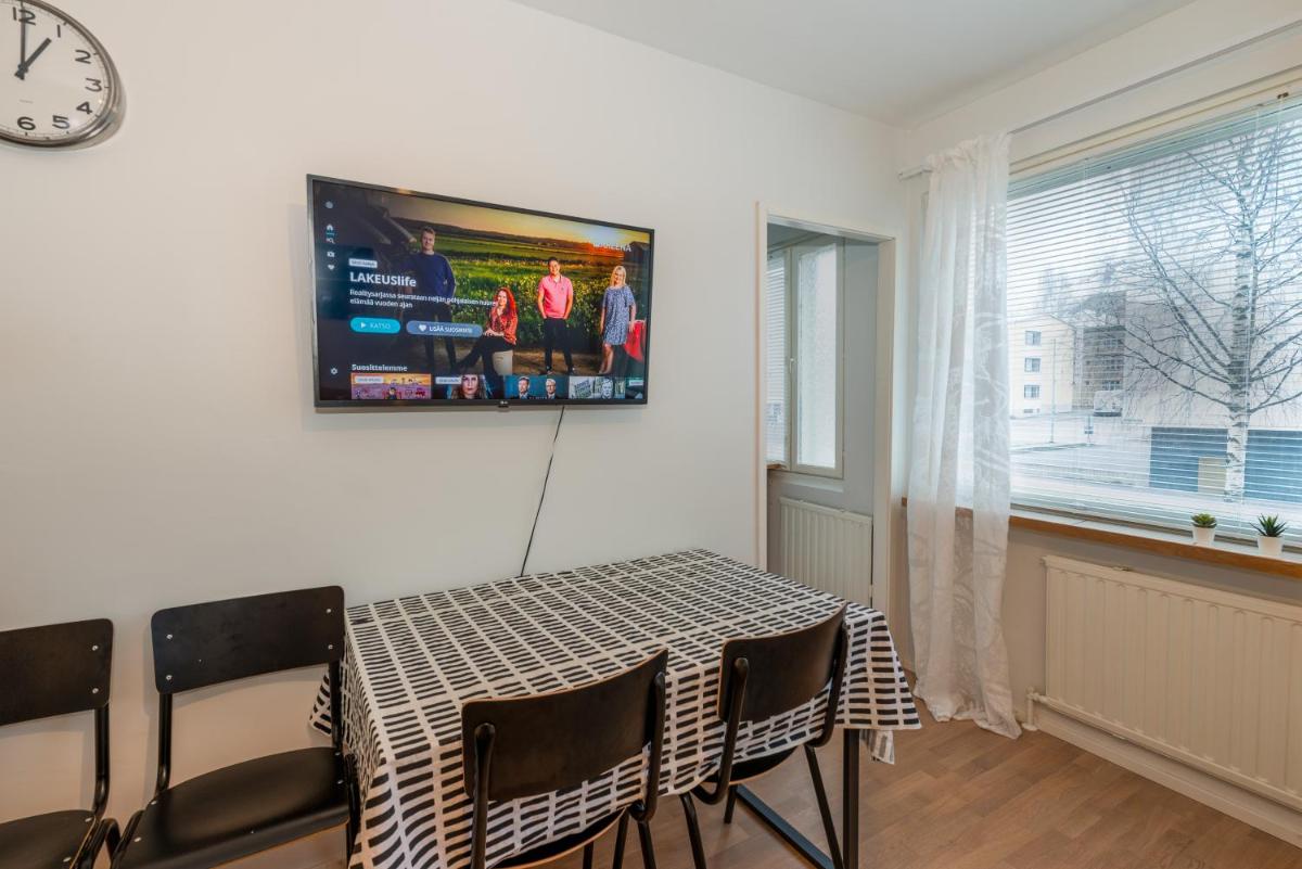 Renovated bright Studio, Free wifi, City center - Housity