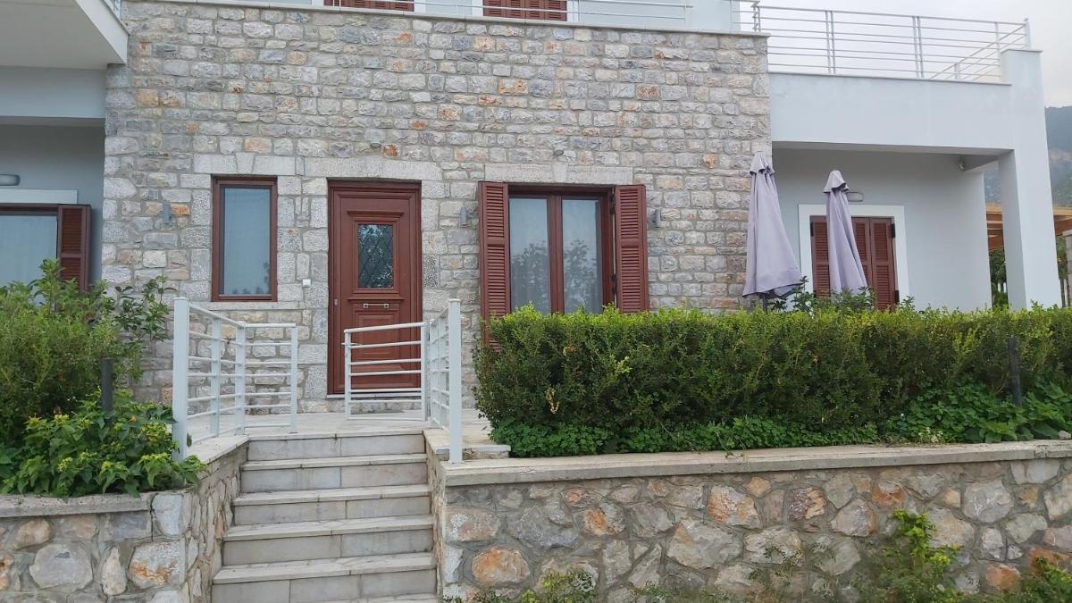 Light blue studios 2 - Housity