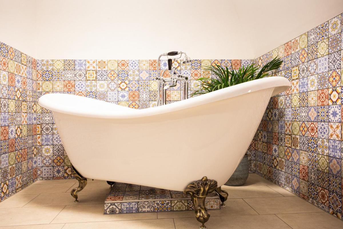 Hotel Snouck van Loosen - Housity