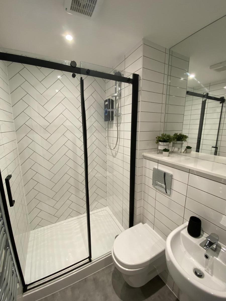 Kempston Suites Liverpool Apartment 1 - Housity