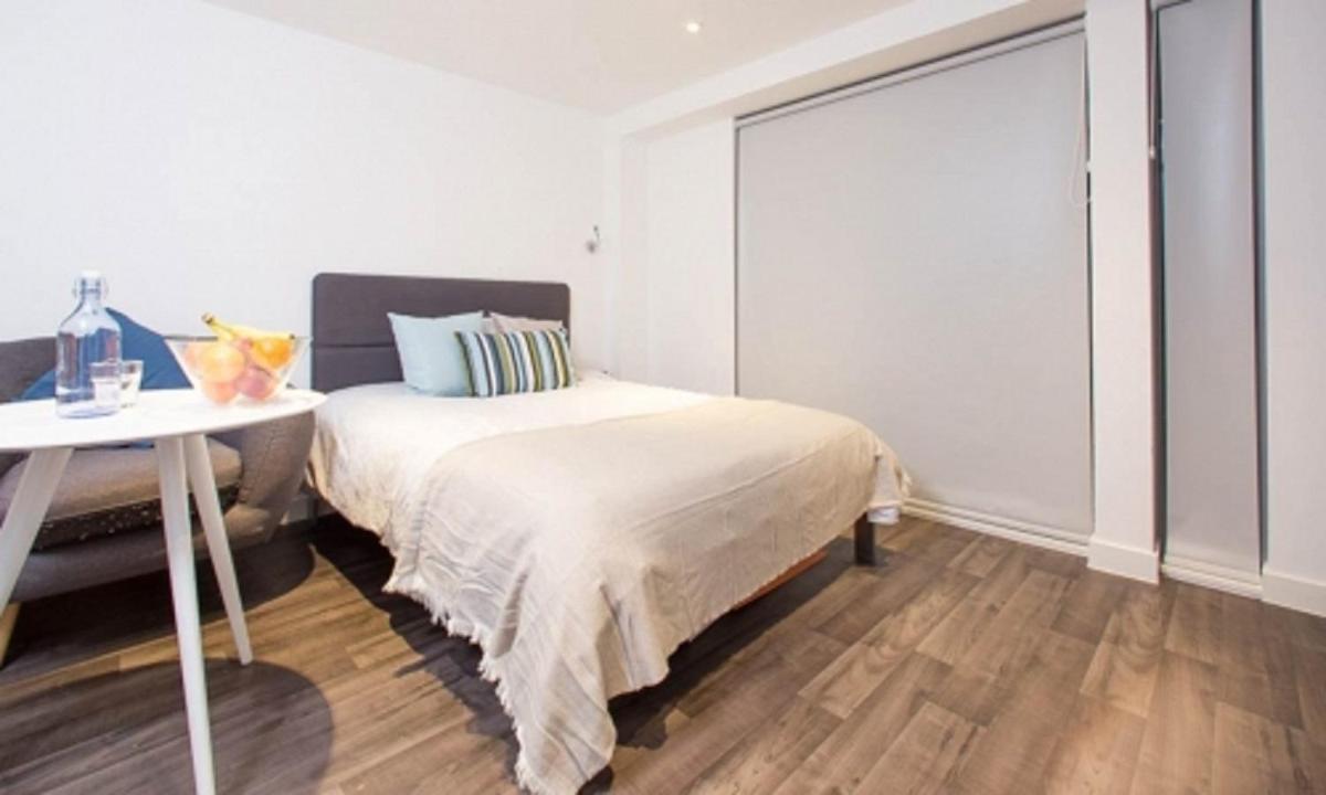 Stylish Studios, LEICESTER - SK - Housity