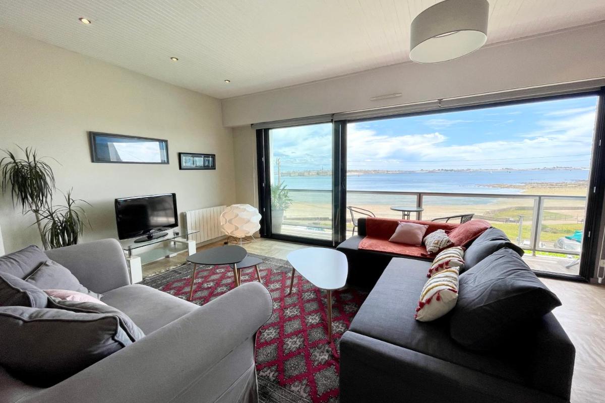 Luxury T3 standing 2 - Vue mer exceptionnelle 180 - Housity