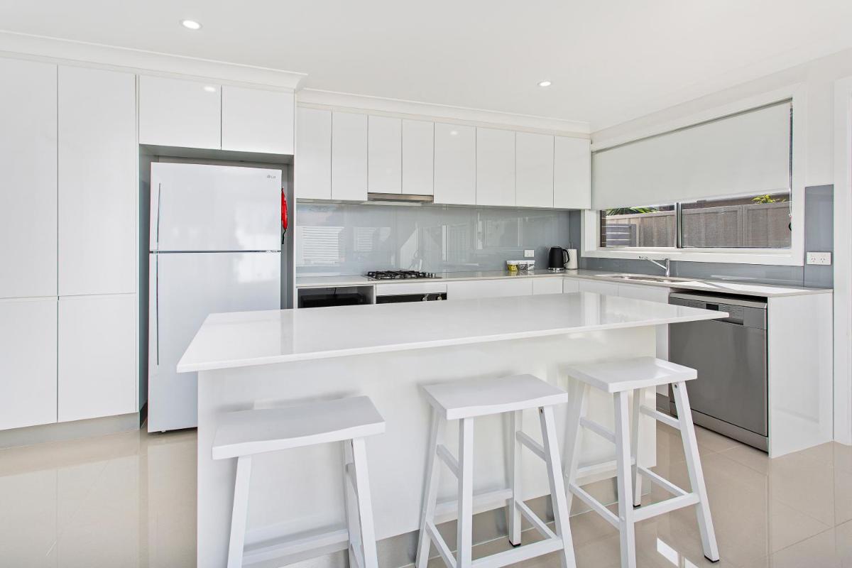 Whitehaven - Lake Illawarra - Housity