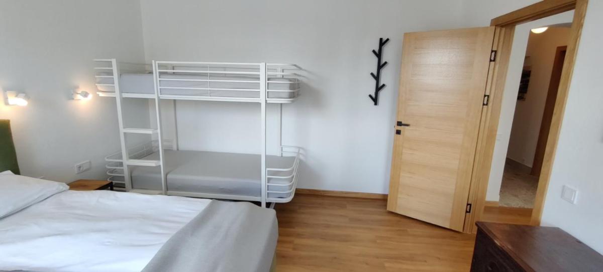 Exceptional Pogegen Apartment - Housity