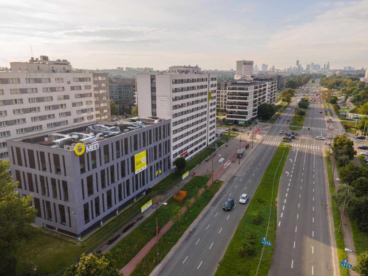 o3Hotel - Housity