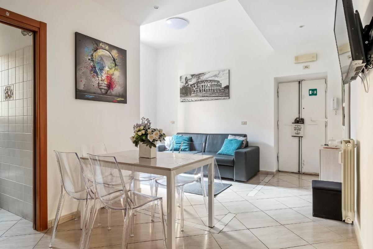Vivy Vatican House - Housity