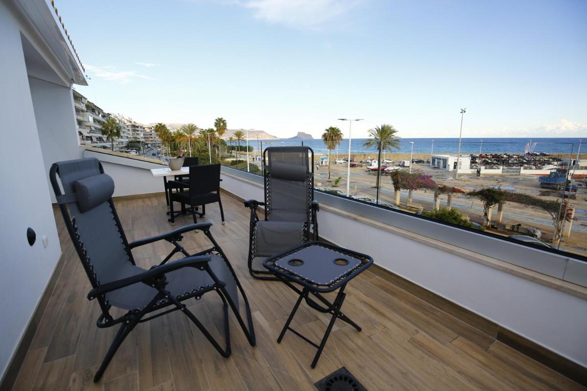 Ocean Lounge - Housity