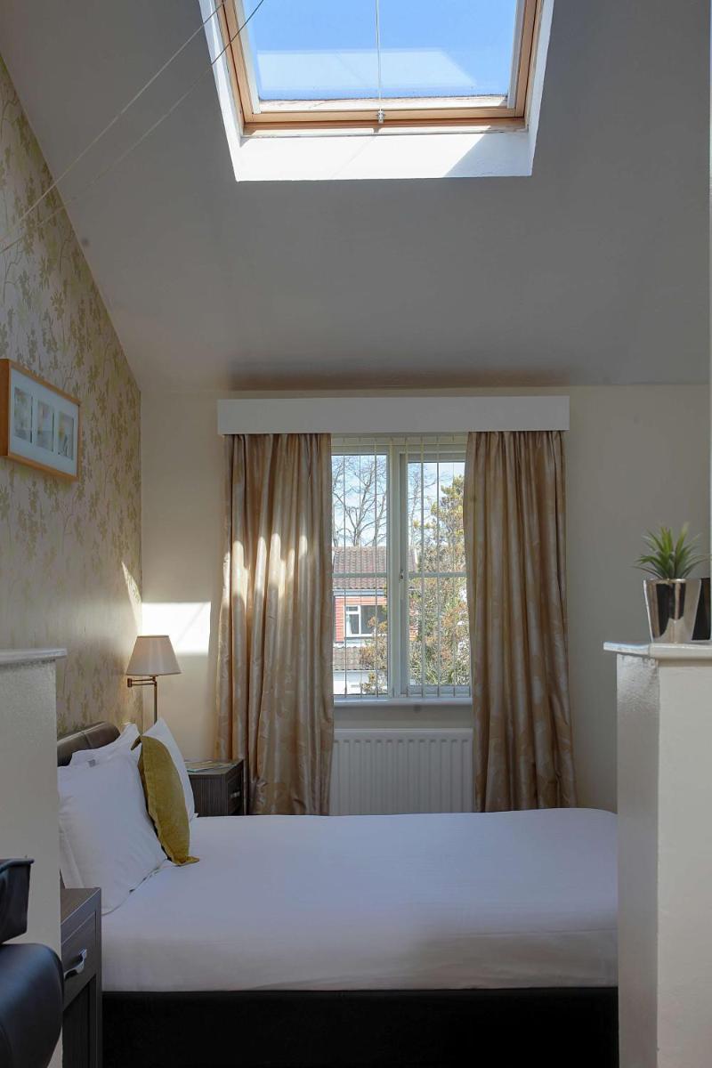 Parkmore Hotel & Leisure Club, Sure Hotel Collection by BW - Housity