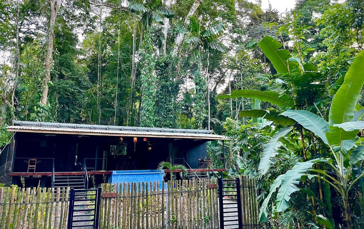 Villa JOEYSHE- New Luxury Villa with Pool & AC - Housity