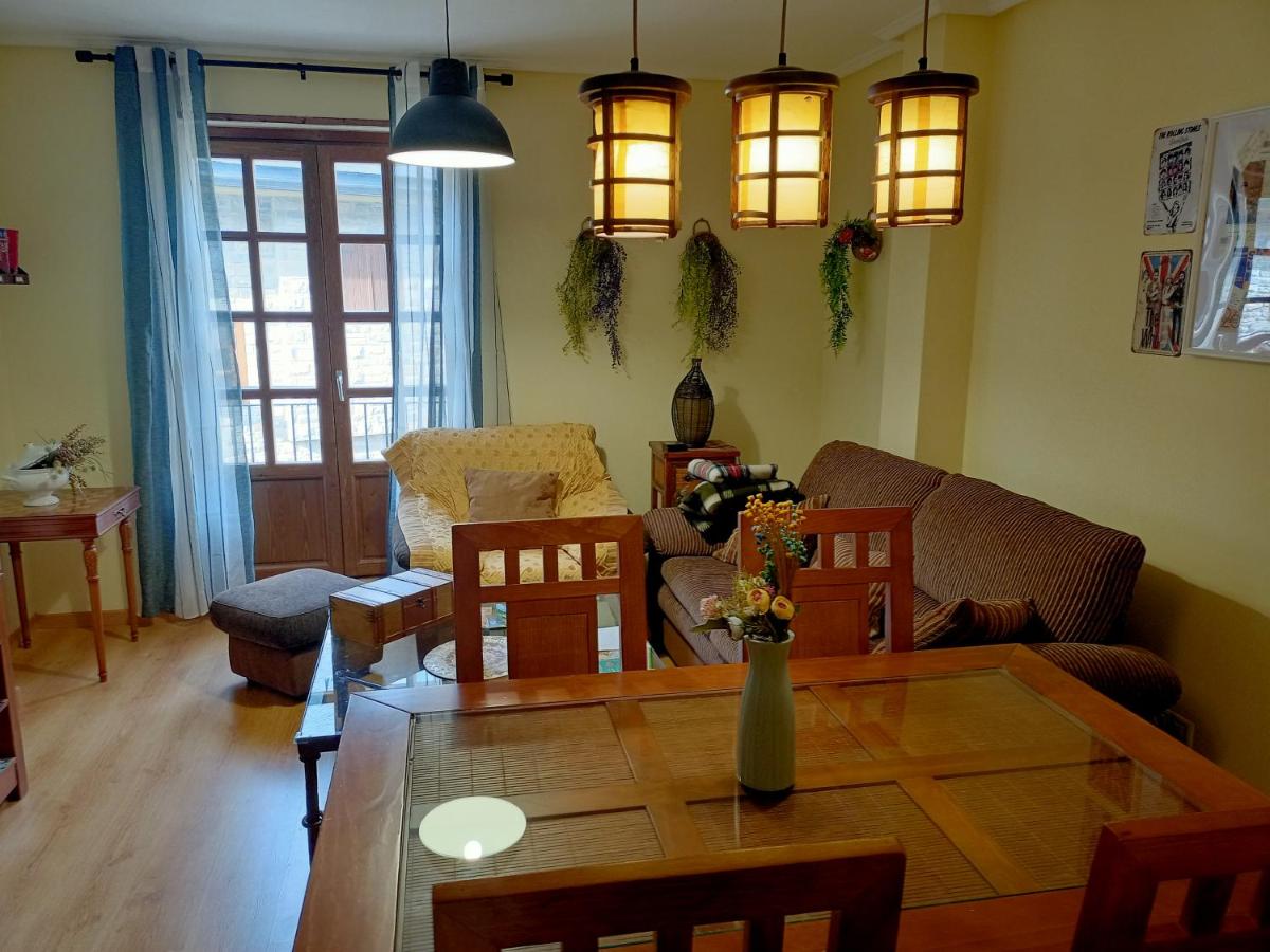Apartamentos Búbal Peña Telera - Housity