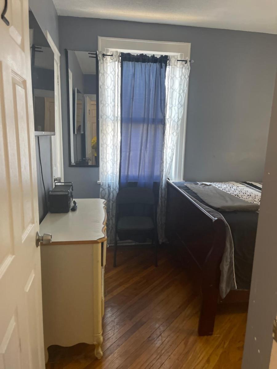 Royalbluecozy - Housity