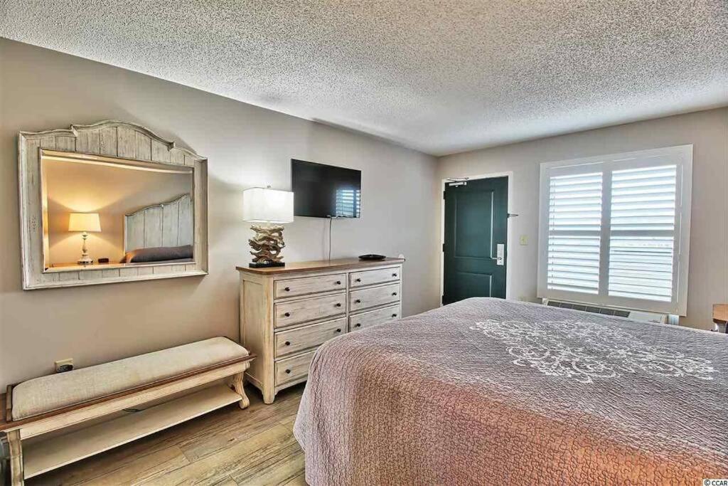 EXHALE Oceanfront 1BR Condo in Bridgewater - Housity