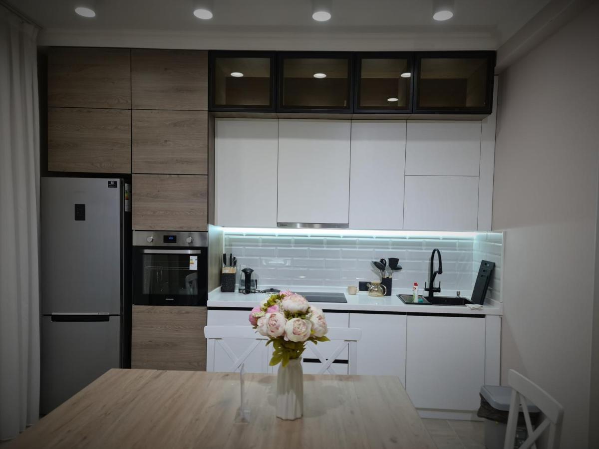 Deluxe Apartment - Tamerlan Residence - Housity