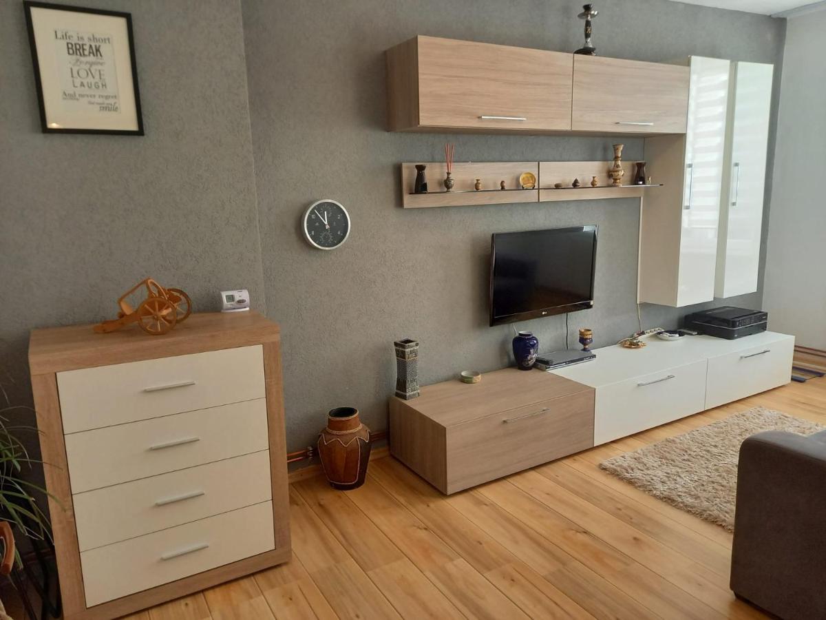 Apartament Plopilor - Housity