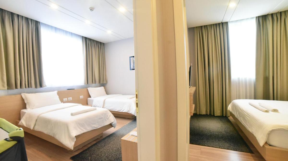 Hotel Auto Grill Roberti - Housity