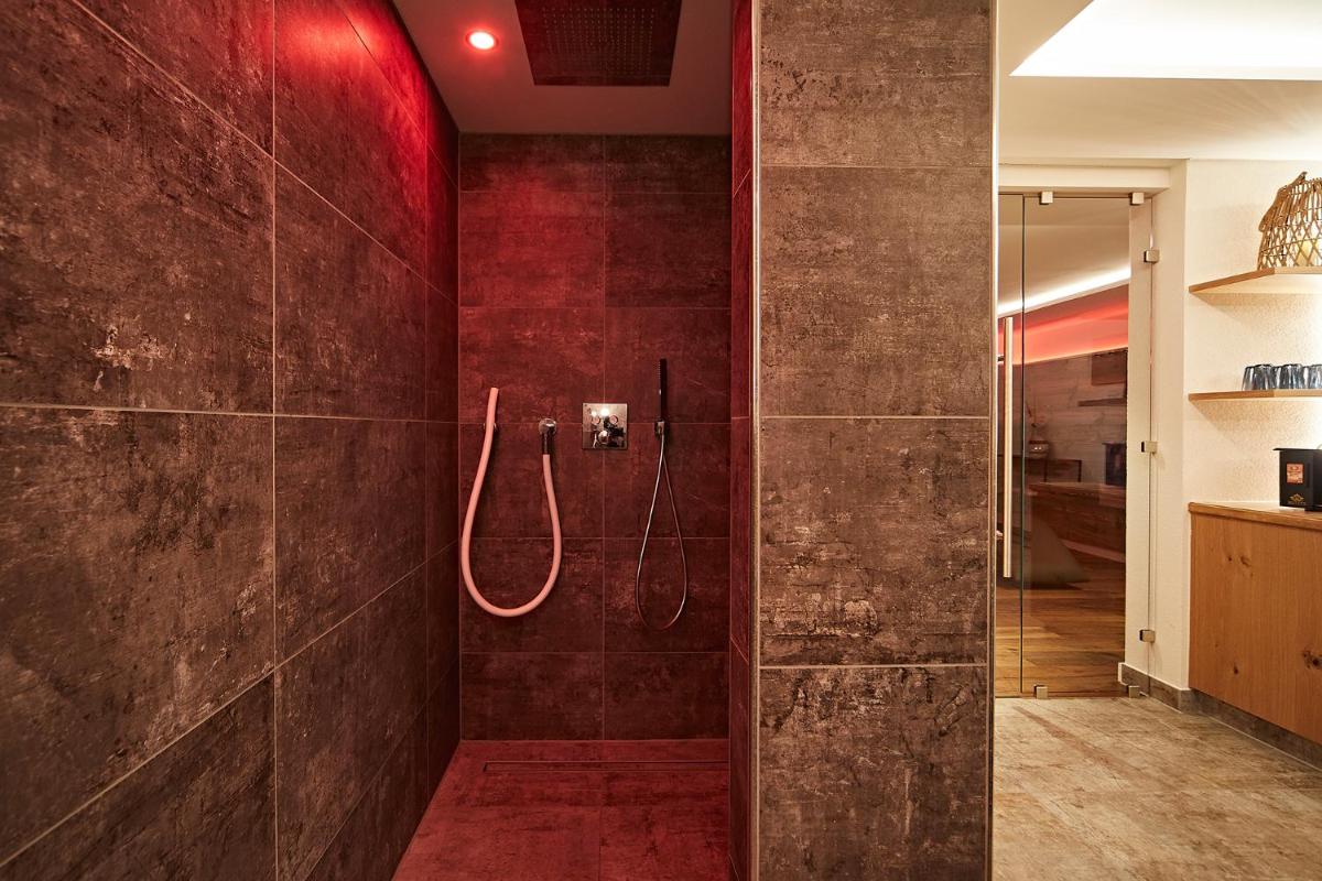 Landhotel Mohren - Housity