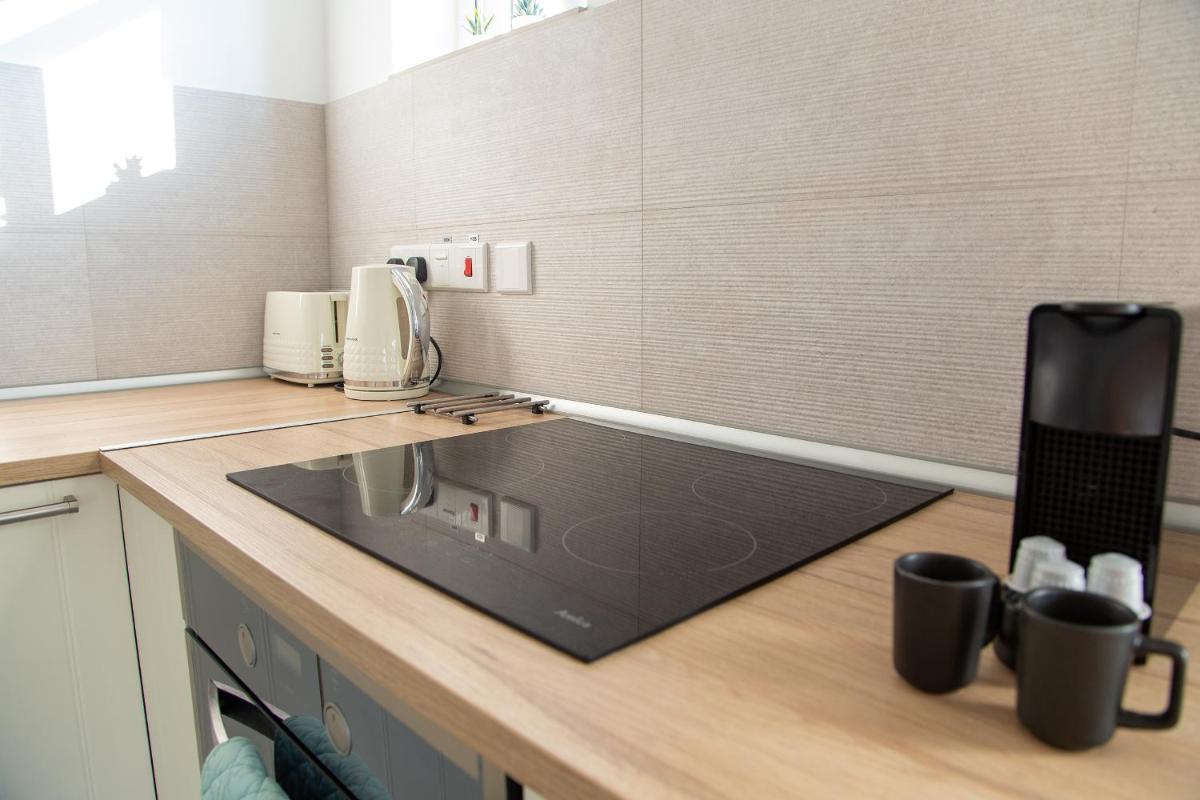 Tikay Holiday Apts - Hizvo
