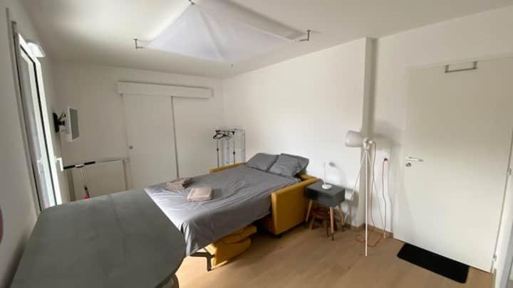 Magnifique studio avec terrasse et garage - Housity